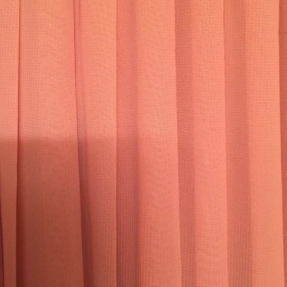 Peach Pleated Skirt - Picture 2 of 3